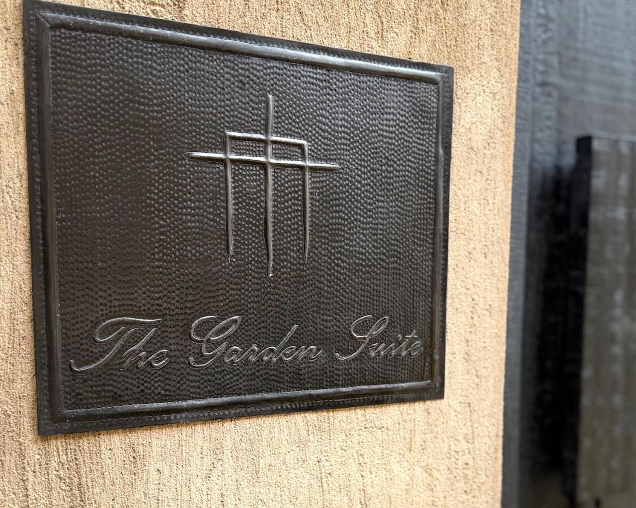 The Casa Saint George Hotel 特隆戈内斯 外观 照片